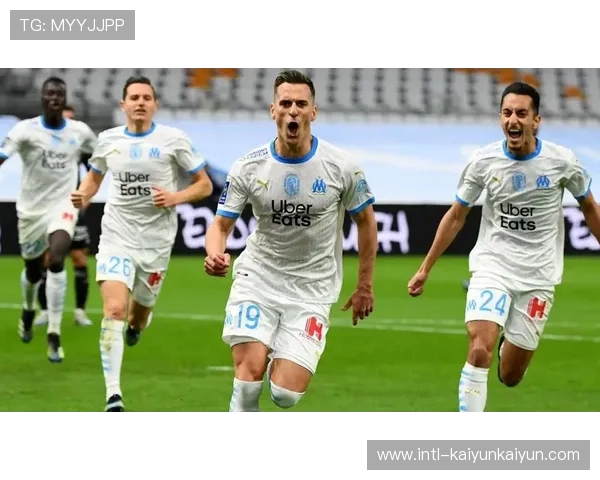 欧冠淘汰赛抽签在即,豪门对决引关注 欧冠淘汰赛抽签在即,豪门对决引关注