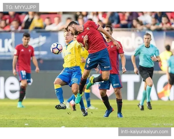 球迷花絮：比利亚雷亚尔主场推出“儿童定位手环”，缓解家长寻找走失孩童焦虑